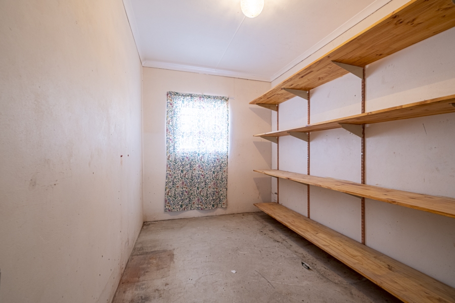 5 Bedroom Property for Sale in Vanes Estate Eastern Cape